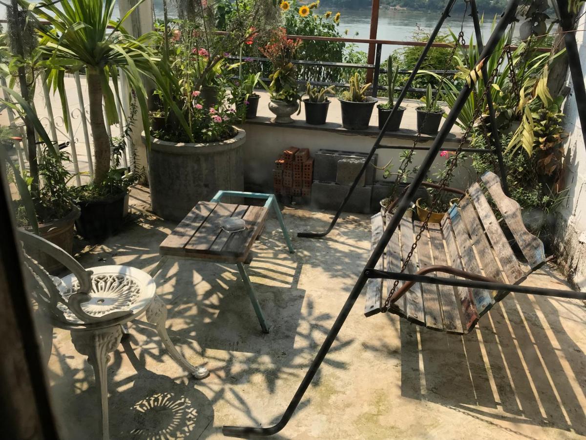 บ้านชานเคียง Chankhiang At Chiangkhan Chiang Khan Exterior photo