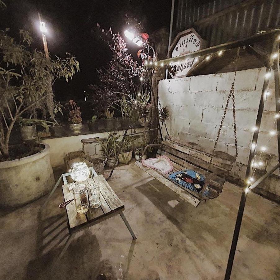 บ้านชานเคียง Chankhiang At Chiangkhan Chiang Khan Exterior photo